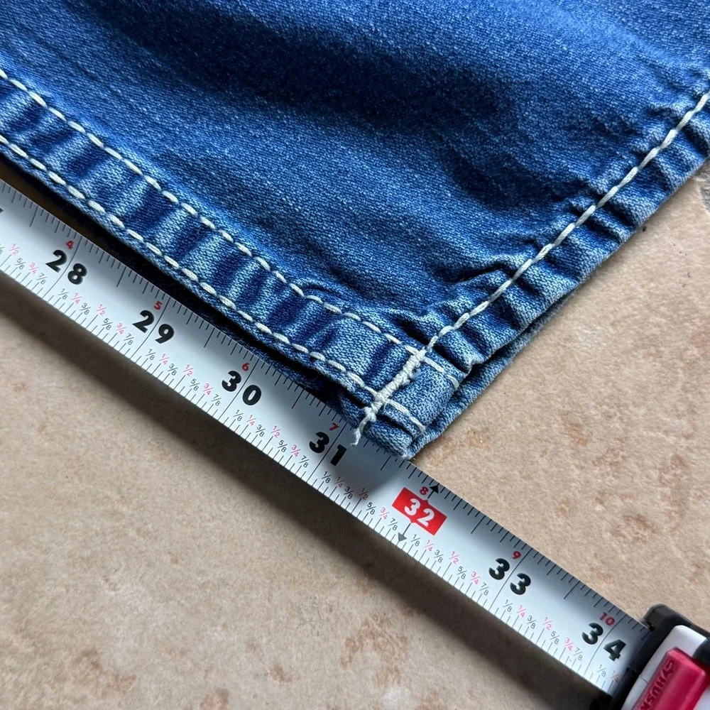 True Religion step into